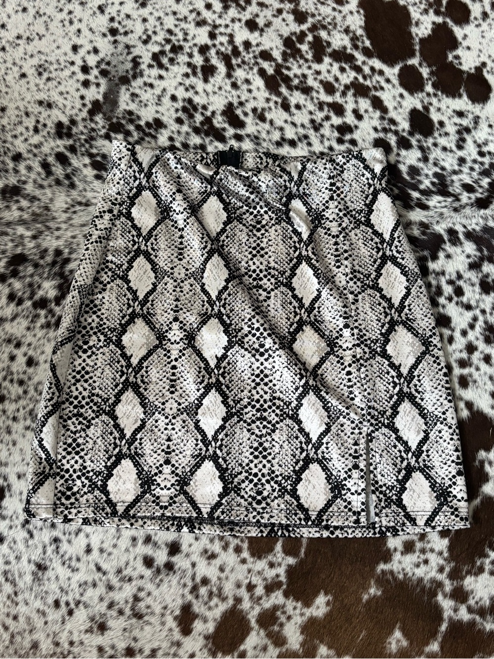 Snake Print Mini Skirt - Black & White
